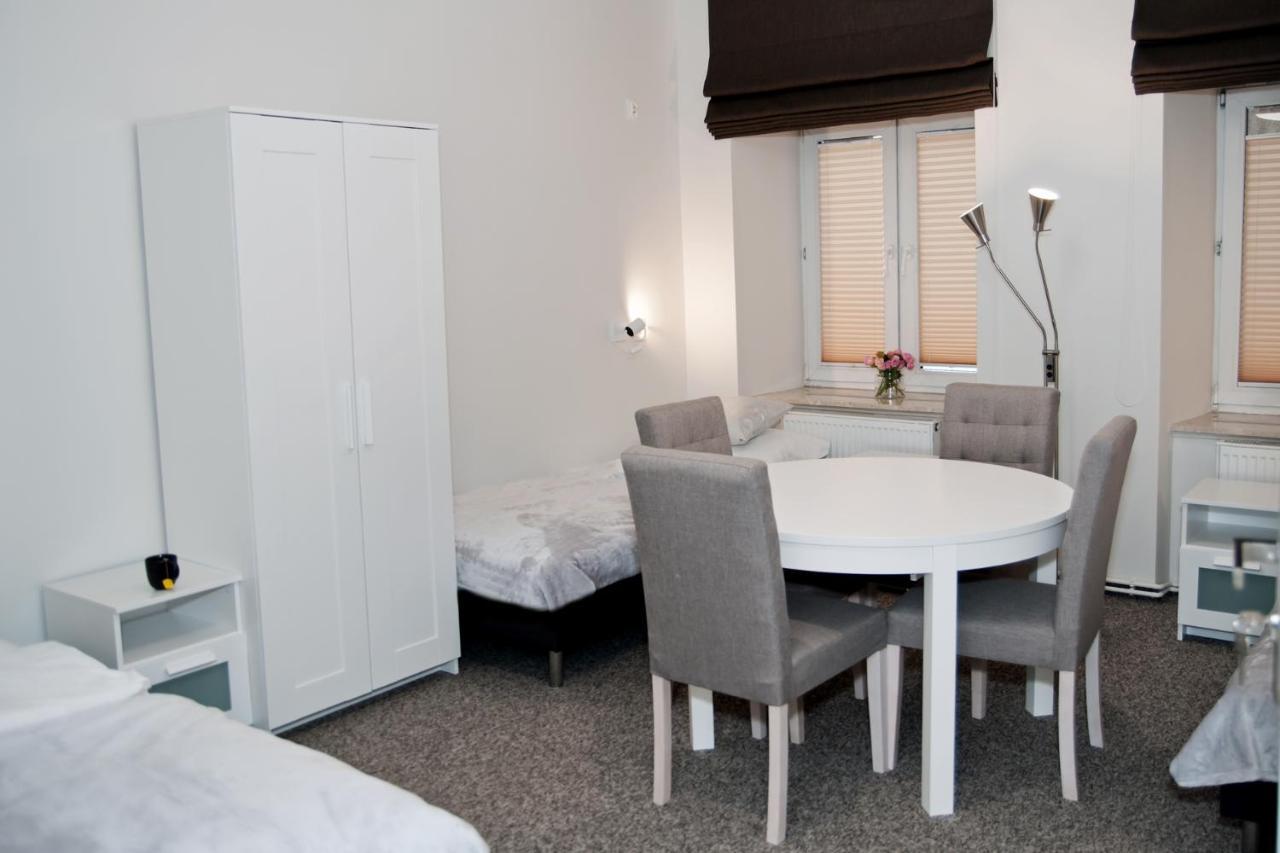 Rodmos Hostel Lublin Exteriör bild