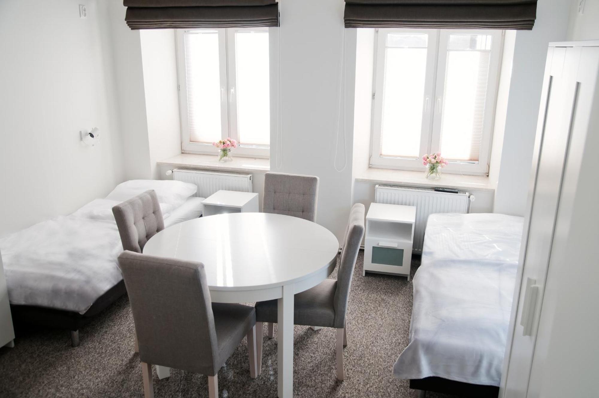 Rodmos Hostel Lublin Exteriör bild